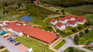 Zselicvölgy Szabadidőfarm  - 3 csillagos hotel+ falusi turizmus szállások belföldön