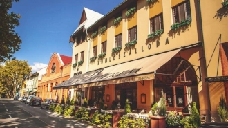Komló Hotel Gyula  - Gyulai gyógyfürdőhöz közeli hotelek