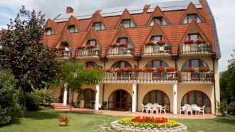 Ágnes Hotel  - Balatonlelle környéke 3 csillagos hotel, családoknak